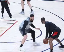 中欧体育登录-波特兰开拓者训练开放日，今晨扳平良机引欢呼，社区盾在即，轮换策略成焦点的简单介绍